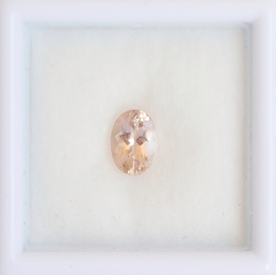 0.70ct Morganites