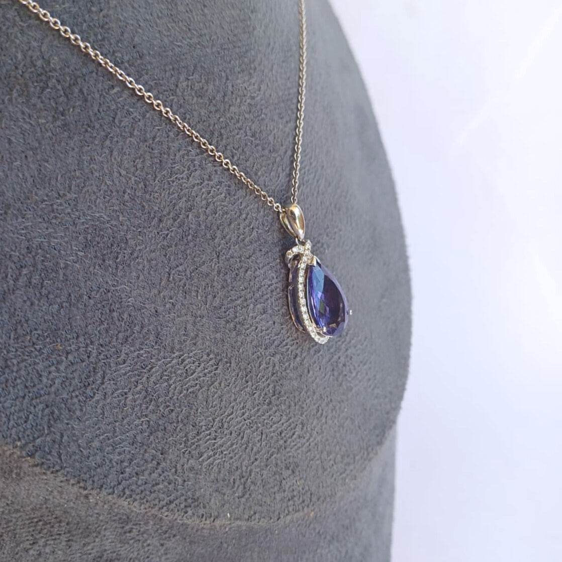 White Gold Tanzanite & Diamond Pendant