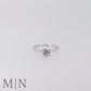 Platinum 4-Claw Diamond Solitaire Ring